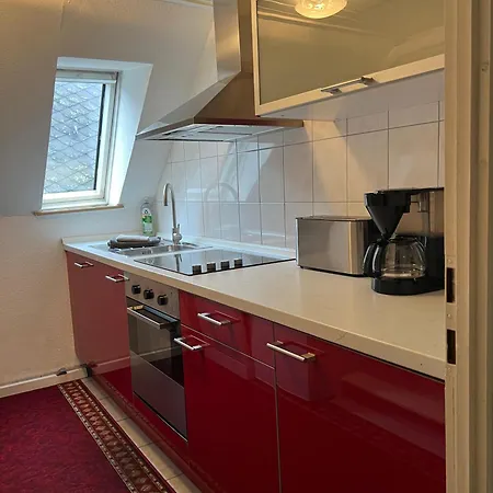 Geraeumige In Direkter Naehe Zum Rhein